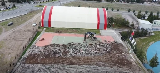 Kayseri&rsquo;ye yeni kapalı tenis kortları yapılıyor
