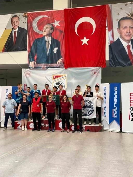 Kayserili nişancılardan T&uuml;rkiye Kupası&rsquo;nda &ccedil;ifte takım başarısı
