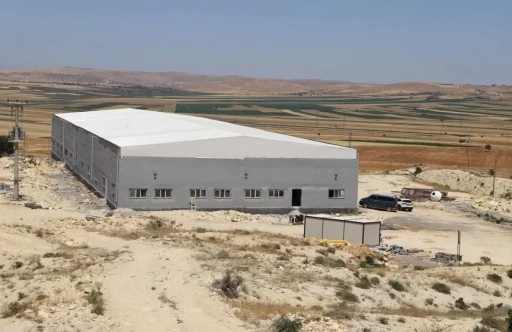Kayyum yaptı, DEM Partili belediye hizmete açmadı
