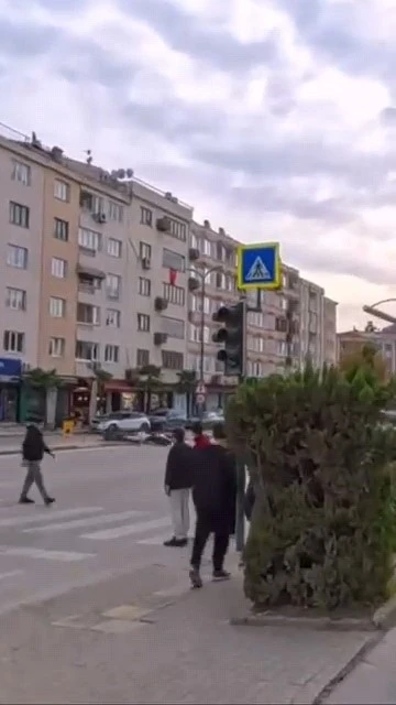 Kaza anı kask kamerasına yansıdı
