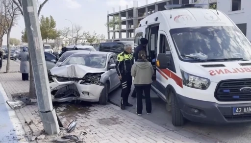 Kaza yapan sürücü telefonda &quot;ben ne yapacağım&quot; dedi, şok geçirdi
