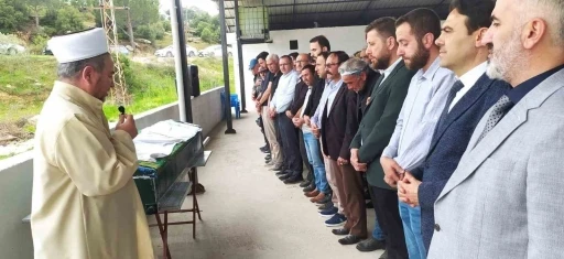 Kazada hayatını kaybeden imam son yolculuğuna uğurlandı
