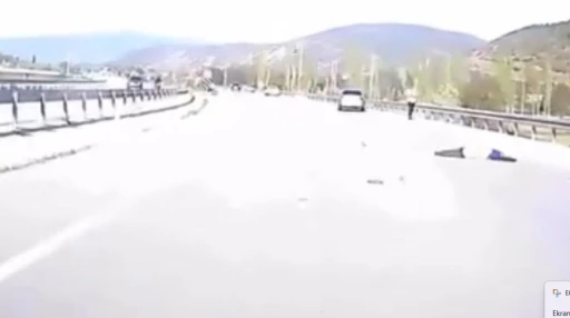 Kazada hayatını kaybeden motosiklet s&uuml;r&uuml;c&uuml;s&uuml;n&uuml;n son g&ouml;r&uuml;nt&uuml;leri ortaya &ccedil;ıktı
