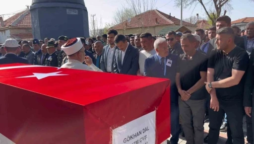 Kazada hayatını kaybeden Uzman Çavuş Aksaray’da toprağa verildi
