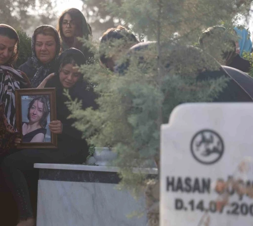 Kazada ölen yeğenini elleriyle toprağa veren amca, kazaya neden olan alkollü sürücünün cezalandırılmasını istiyor
