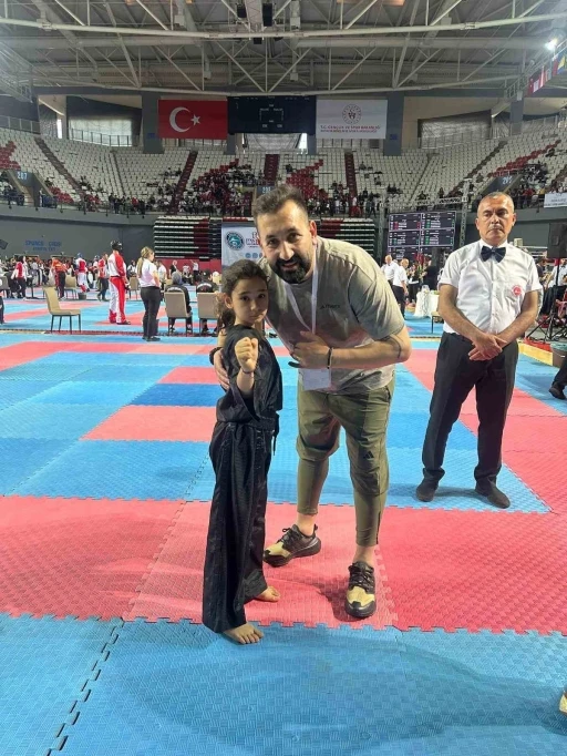 Kazandığı dünya 3.lüğü ile Yozgat’ın gururu oldu
