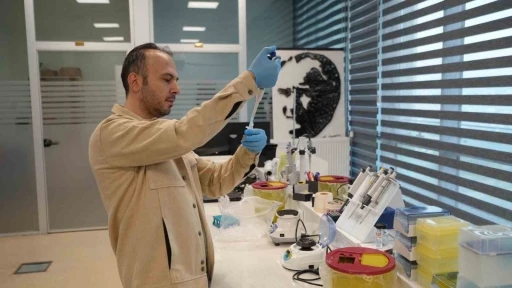 KB&Uuml;&rsquo;de kanser ila&ccedil;ları i&ccedil;in yerli kit geliştiriliyor
