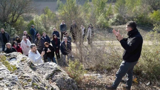 KB&Uuml;&rsquo;den kaya mezarları ve arkeolojik alanlara saha gezisi
