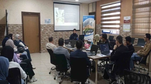 KB&Uuml; &Ouml;ğretim &Uuml;yesi Gen&ccedil;osmanoğlu &Uuml;rd&uuml;n&rsquo;de akademik temaslarda bulundu
