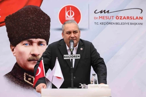 Keçiören Belediye Başkanı Özarslan, özel halk otobüsü şoförlerinin taleplerini dinledi
