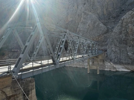 Kemaliye K&ouml;pr&uuml;s&uuml; i&ccedil;in aydınlatma projesi başlatıldı
