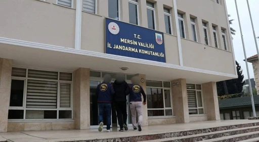 Kendilerini MİT görevlisi tanıtan telefon dolandırıcıları jandarma ekiplerince yakalandı
