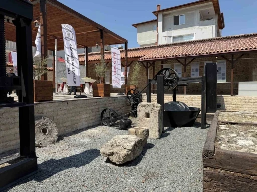 Kentin ilk zeytinyağı fabrikası olan tarihi yapı, depremde aldığı hasarların onarılmasıyla yeniden m&uuml;ze olarak a&ccedil;ıldı

