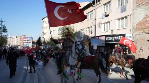 Kepenek giyildi, cura çalındı, Yörükler Burdur’da yürüdü
