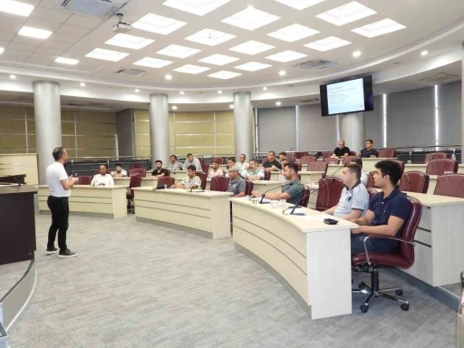 Kepez Belediyesi&rsquo;nden personele "Afetlerde İş G&uuml;venliği Eğitimi"
