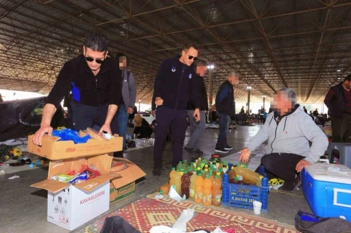 Kepez’de 83 seyyar satıcıya 104 bin 27 TL para cezası
