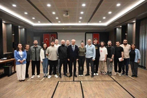 Kepez Kent Tiyatrosu ekibinden 19 Mayıs&rsquo;a &ouml;zel g&ouml;sterim
