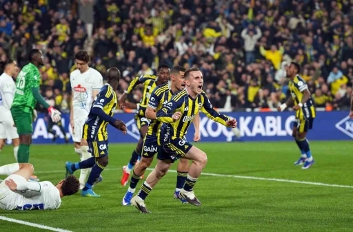 Kerem Akt&uuml;rkoğlu, Fenerbah&ccedil;e&rsquo;de 13. gol&uuml;n&uuml; attı
