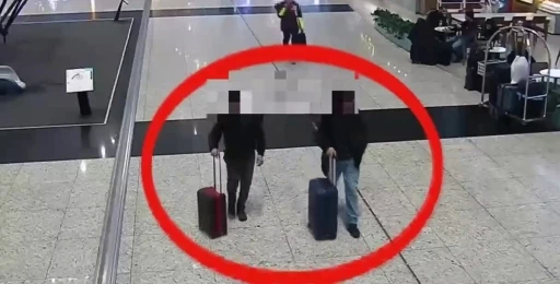 Kesik baş cinayetinde ş&uuml;phelilerin yakalanma anları ortaya &ccedil;ıktı
