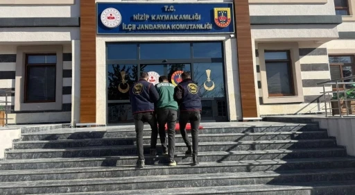 Kesinleşmiş 10&rsquo;ar yıl cezayla aranan 2 şahıs yakalandı
