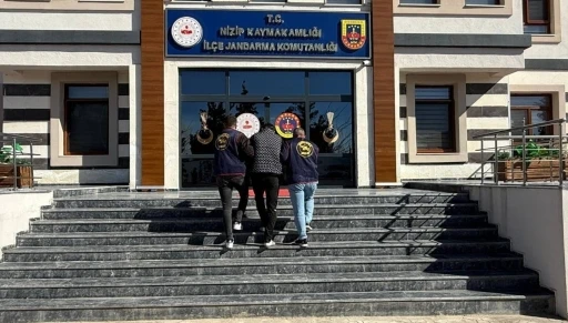 Kesinleşmiş 10&rsquo;ar yıl hapis cezalarıyla aranan 3 şahıs yakalandı
