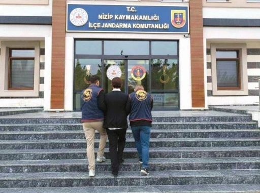 Kesinleşmiş 12 yıl cezayla aranan uyuşturucu taciri yakalandı
