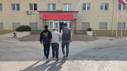 Kesinleşmiş 31 yıl cezayla aranan uyuşturucu taciri yakalandı

