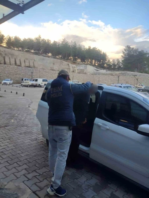 Kesinleşmiş hapis cezası bulunan FET&Ouml; &uuml;yeleri yakalandı
