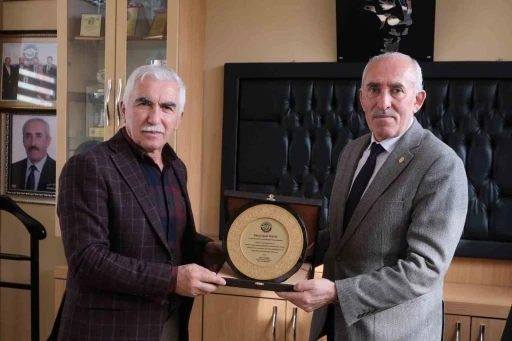 KESOB&rsquo;dan Tomarza Esnaf Odası&rsquo;na hayırlı olsun ziyareti
