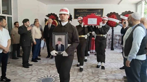 Kıbrıs gazisi Samsun&rsquo;da askeri t&ouml;renle son yolculuğuna uğurlandı
