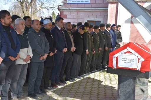 Kıbrıs gazisi t&ouml;renle son yolculuğuna uğurlandı
