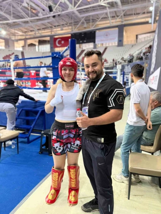 Kickboks D&uuml;nya Kupası&rsquo;nda Kayseri&rsquo;ye 11 madalya
