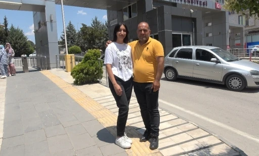 Kilis’te baba-kız üniversite sınavına aynı sınıfta girdi

