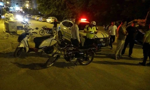 Kilis&rsquo;te iki motosiklet &ccedil;arpıştı: 5 yaralı
