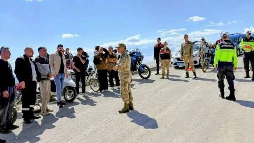 Kilis&rsquo;te jandarmadan trafik farkındalığı eğitimi
