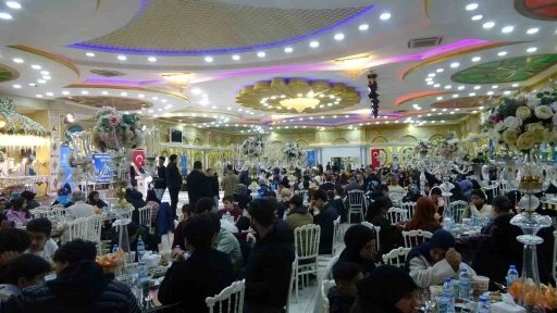 Kilis&rsquo;te yetim ve &ouml;ks&uuml;z &ccedil;ocuklar i&ccedil;in iftar programı
