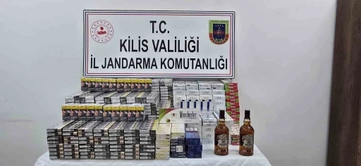 Kilis’te yol kontrolünde kaçak sigara ve alkol ele geçirildi
