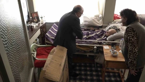 Kimseden g&ouml;rmediği vefayı eski eşi g&ouml;sterdi
