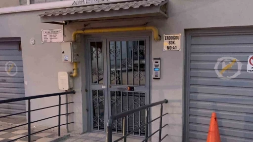 Kıraathaneden eve sızdığı iddia edilen dumandan zehirlenen anne ve 2 &ccedil;ocuğu hastanelik oldu
