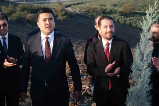 Kırgızistan-Türkiye dostluk ilişkileri fidanlarla kök saldı
