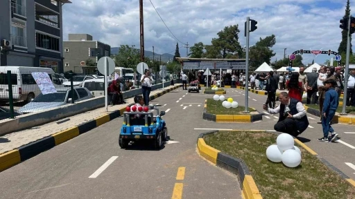 Kırıkhan&rsquo;da &ouml;ğrenciler trafik kurallarını bilgilendirme pistinde &ouml;ğrenecek
