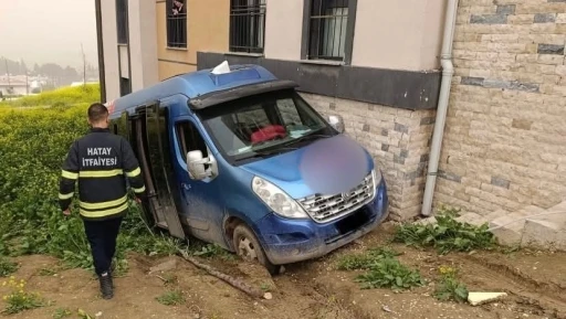 Kırıkhan&rsquo;da trafik kazası: 2 yaralı
