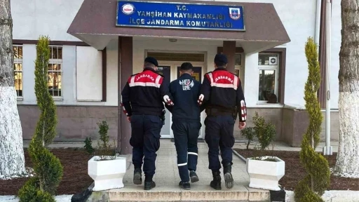 Kırıkkale&rsquo;de aranan 2 h&uuml;k&uuml;ml&uuml; jandarma operasyonuyla yakalandı
