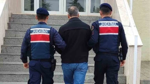 Kırıkkale&rsquo;de FET&Ouml;, uyuşturucu ve dolandırıcılık su&ccedil;larından aranan 4 h&uuml;k&uuml;ml&uuml; yakalandı
