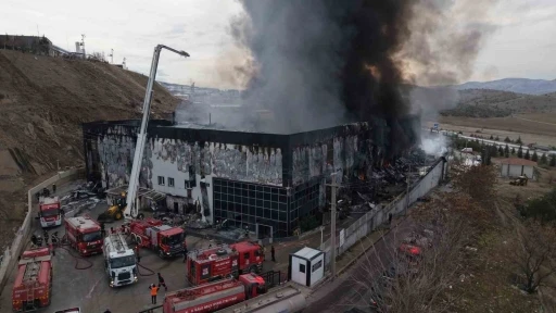 Kırıkkale’de kimya fabrikasındaki yangın kontrol altına alındı
