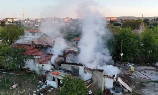 Kırıkkale’de müstakil evde yangın

