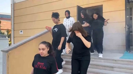 Kırıkkale’de okulda nefes kesen yangın tatbikatı
