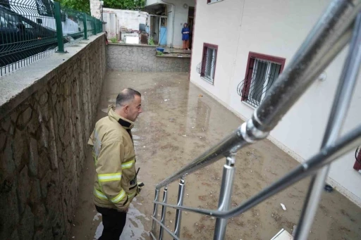 Kırıkkale&rsquo;de sağanak hayatı olumsuz etkiledi: Ev ve iş yerlerini su bastı
