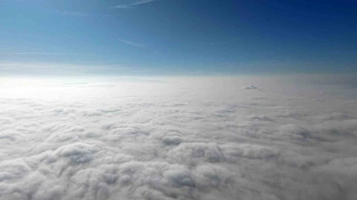 Kırıkkale sisle kaplandı, manzara dronla g&ouml;r&uuml;nt&uuml;lendi
