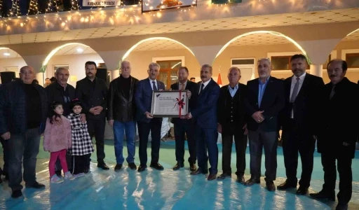 Kırıkkale Valisi Makas’a &quot;Devlet-Millet Dayanışması Ödülü&quot;
